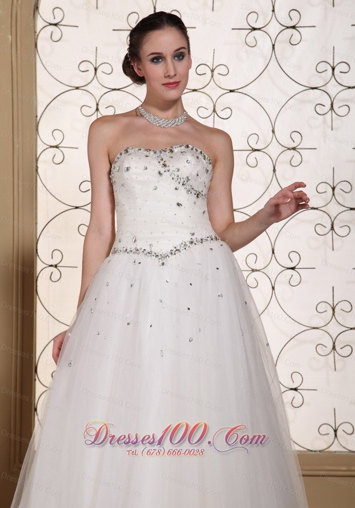 Lovely A-line strapless Wedding Dress Beaded Bodice Tulle