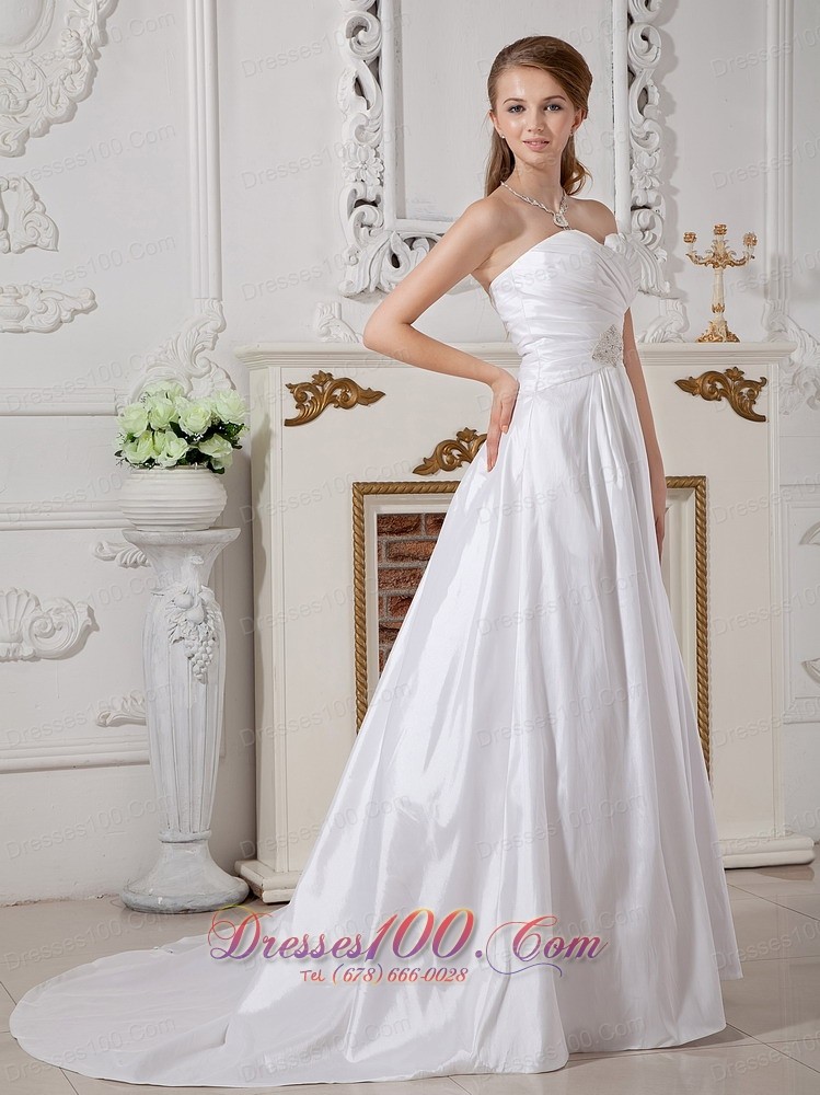 Sweetheart Wedding Dress Empire A-line Appliques Brooch