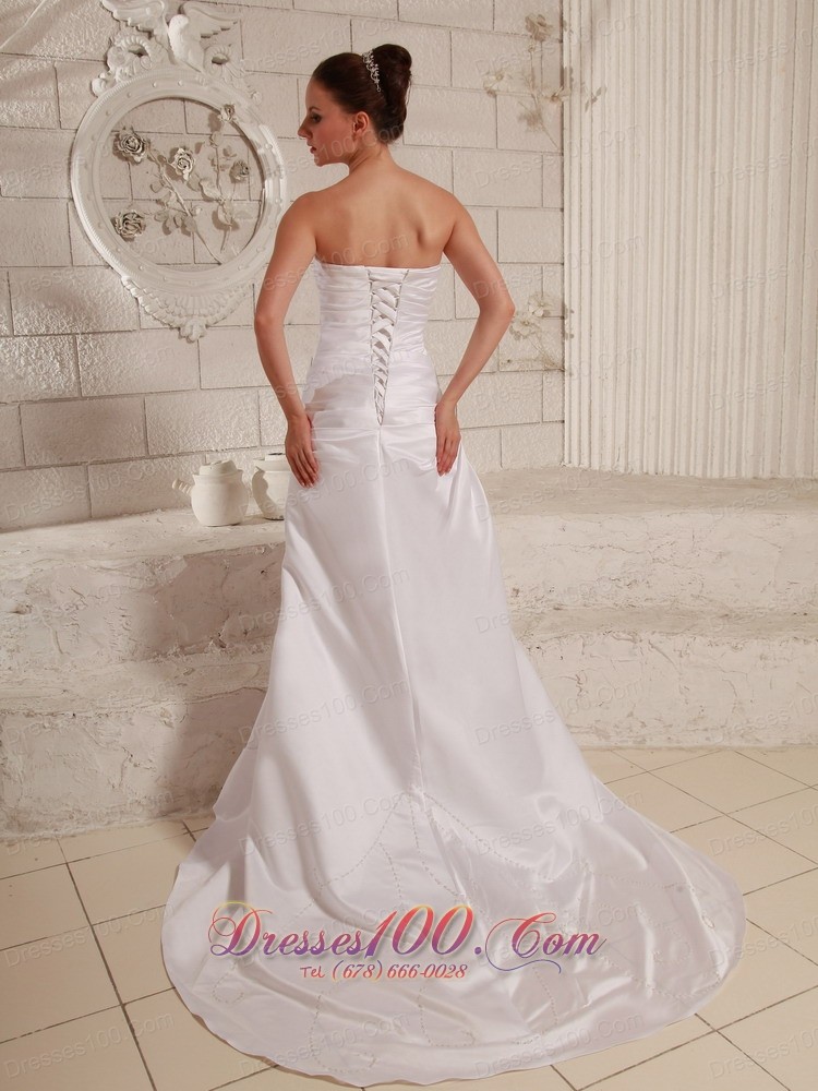Low Cost Taffeta Appliques Outdoor Wedding Dress Court