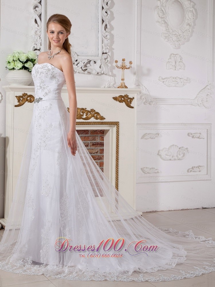 Free Delivery Empire Lace Bridal Dress Cathedral Train