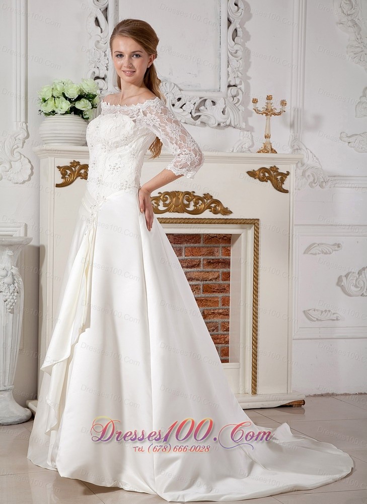 Ever Popular Off Shoulder Lace Wedding Dress Court Buttons