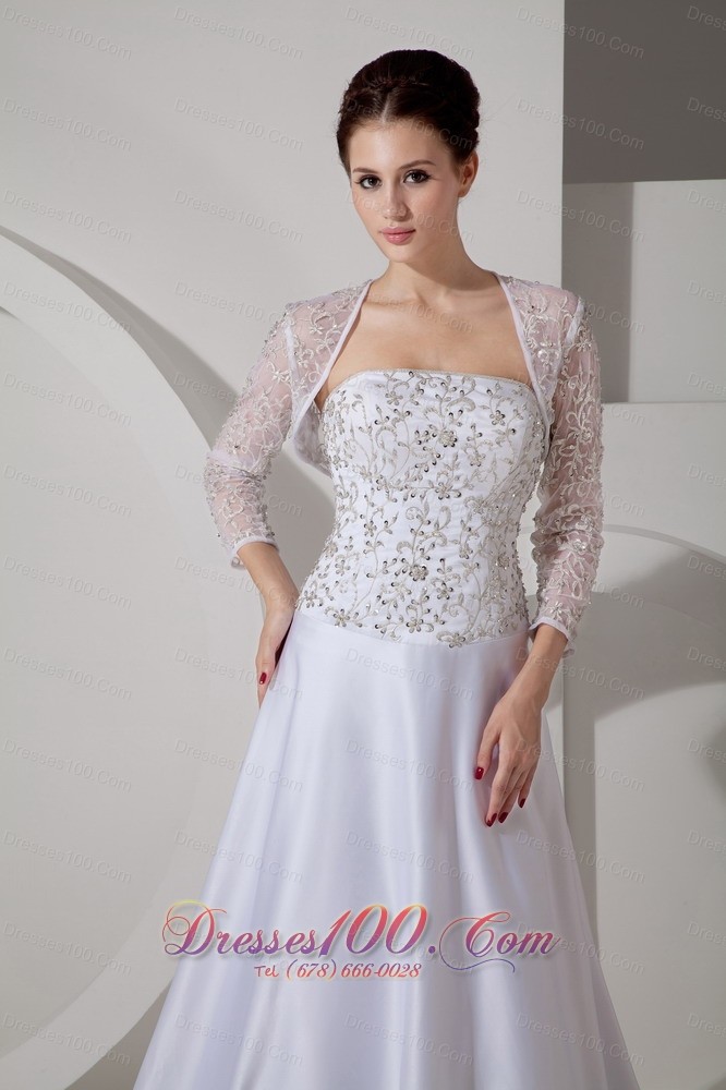 Delicate Queen Katherine Style Wedding Gowns Embroidery