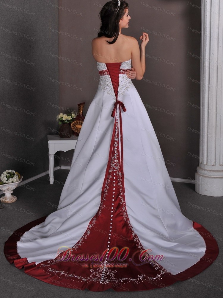 Colorful Church Wedding Gowns Halter Chapel Appliques Satin
