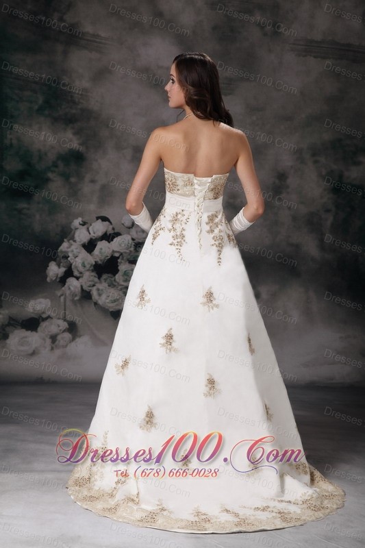 Affordable Off White Wedding Gowns A-line Sweetheart Lace