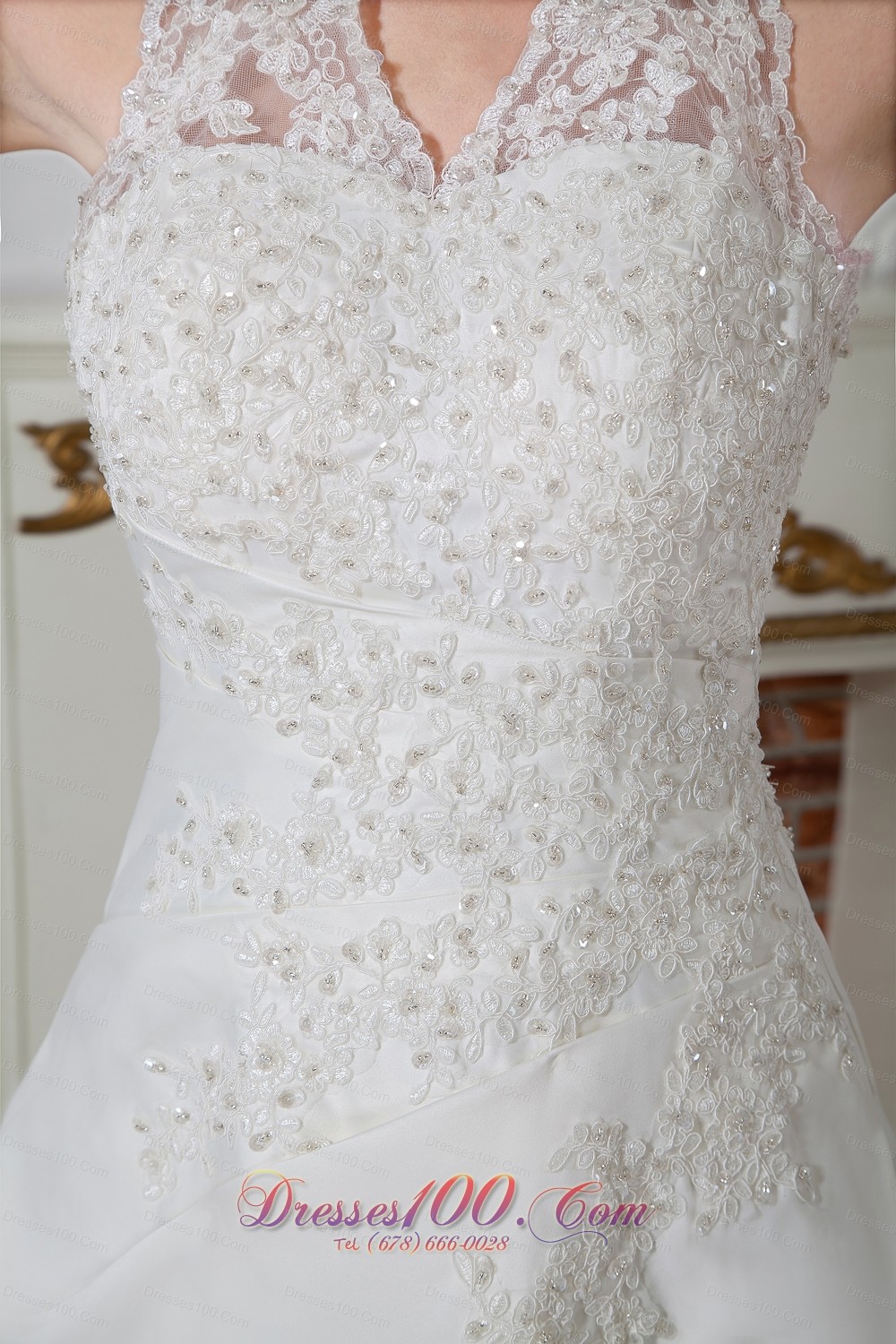 Sweet Column Halter V-Neck Satin Appliques Wedding Gowns