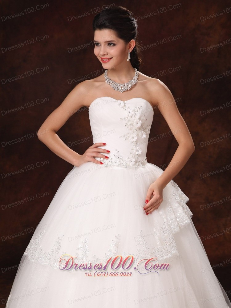 Designer Ball Gown Church Wedding Dress Appliques Tulle