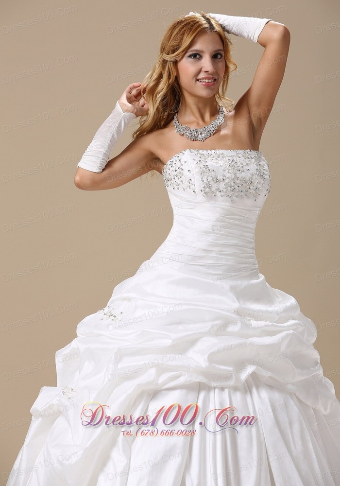 Ball Gown Wedding Dress Appliques Ruch Pick-ups