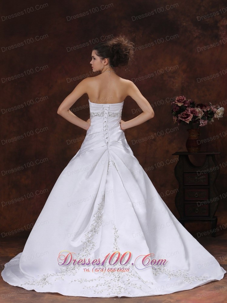 Sweetheart Embroidery Hall Wedding Dress Gilding Empire