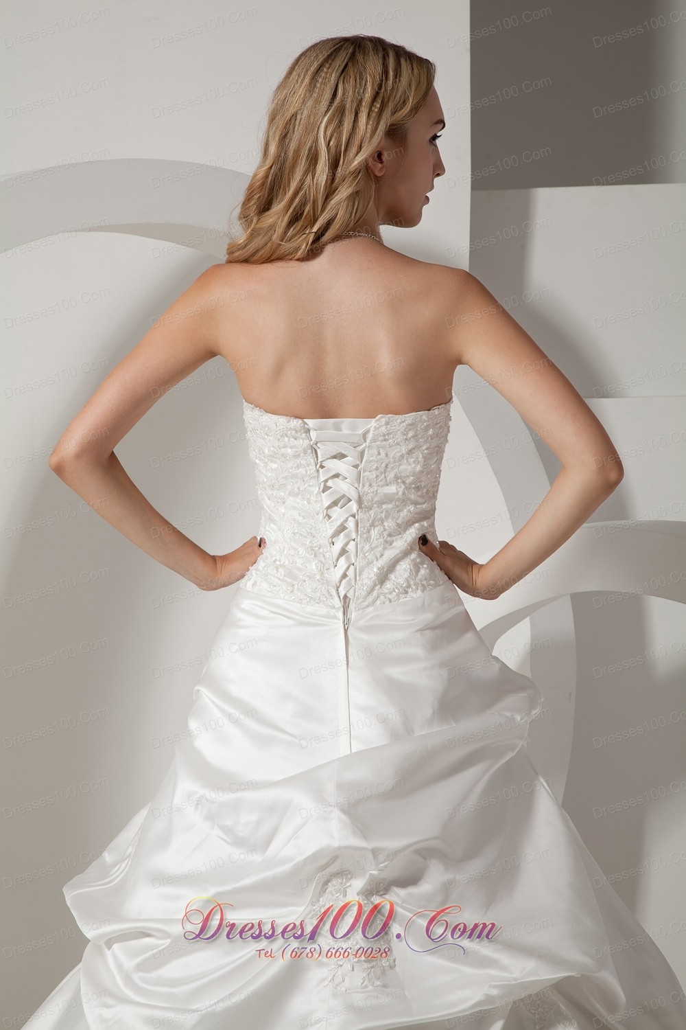Appliques Chapel Train Pick-ups Wedding Gowns