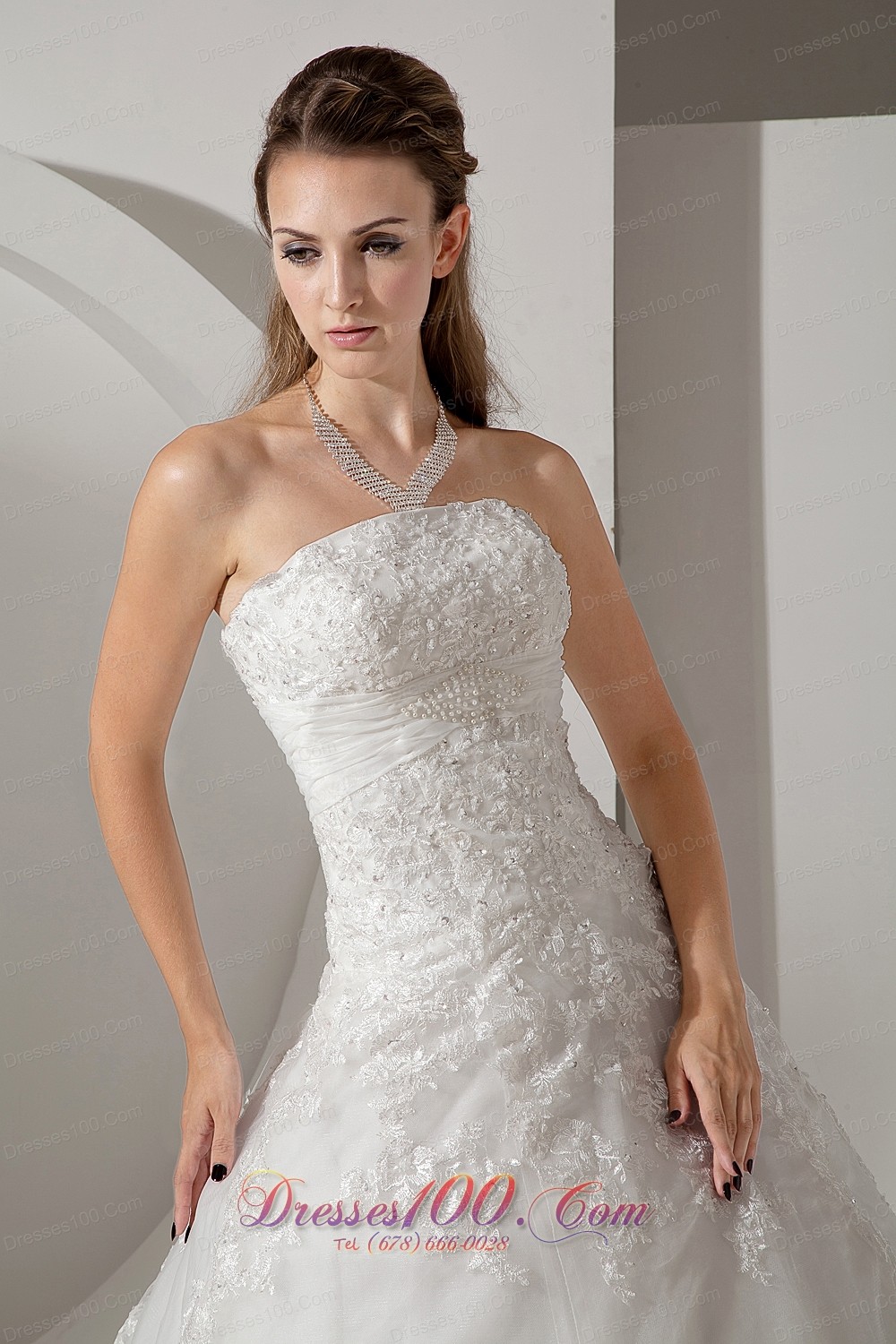 Chapel Train Wedding Dress Tulle Appliques Bridal Gowns