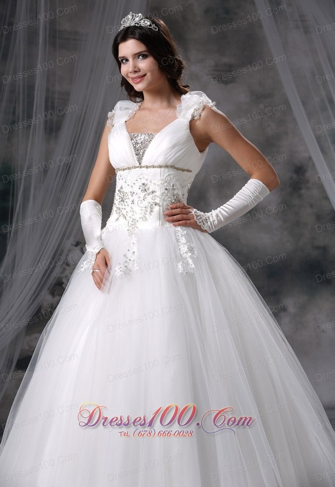 Beaded Appliques Wedding Dress With Straps