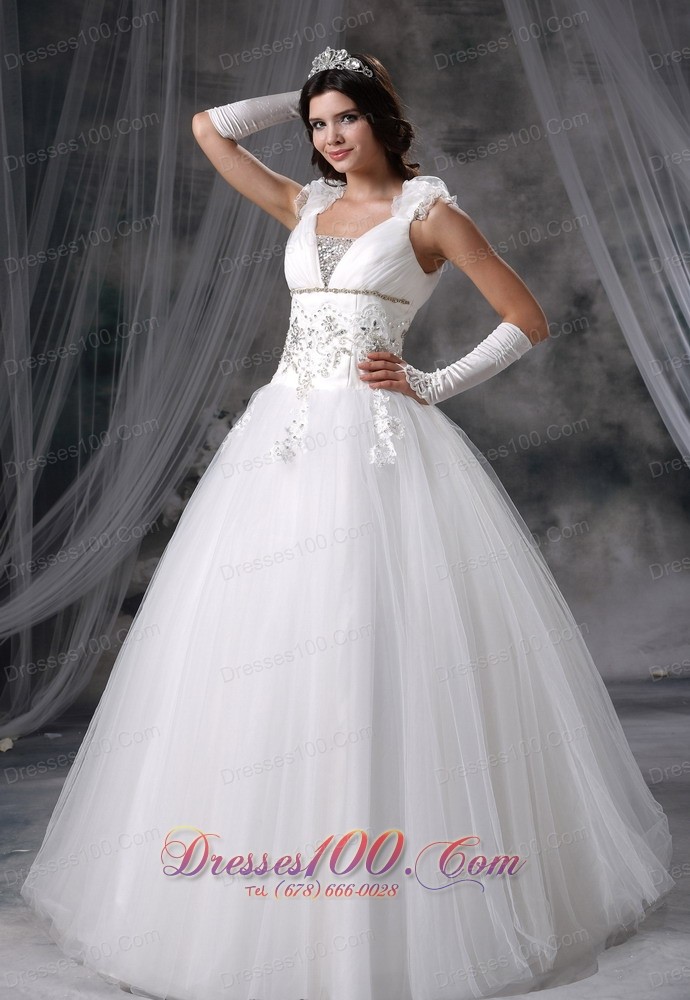 Beaded Appliques Wedding Dress With Straps
