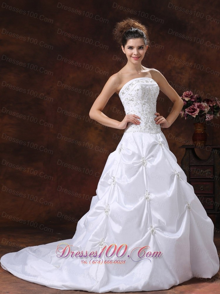 Strapless Embroidery Wedding Dress Appliques Bridal Gowns