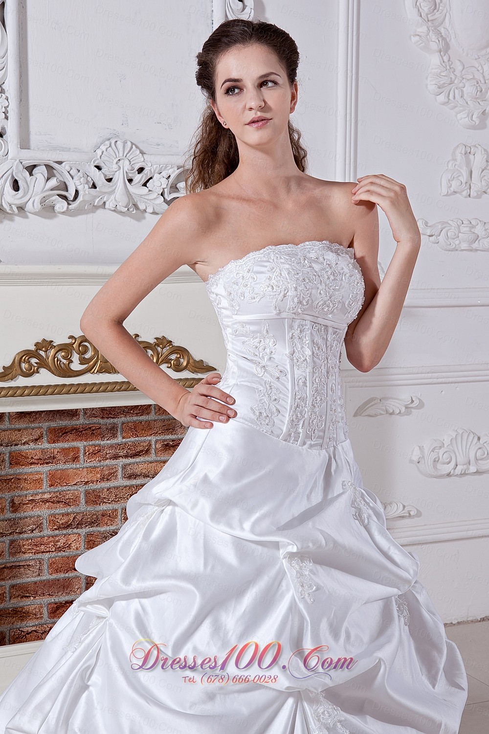 Embroidery Court Train Taffeta Wedding Gowns