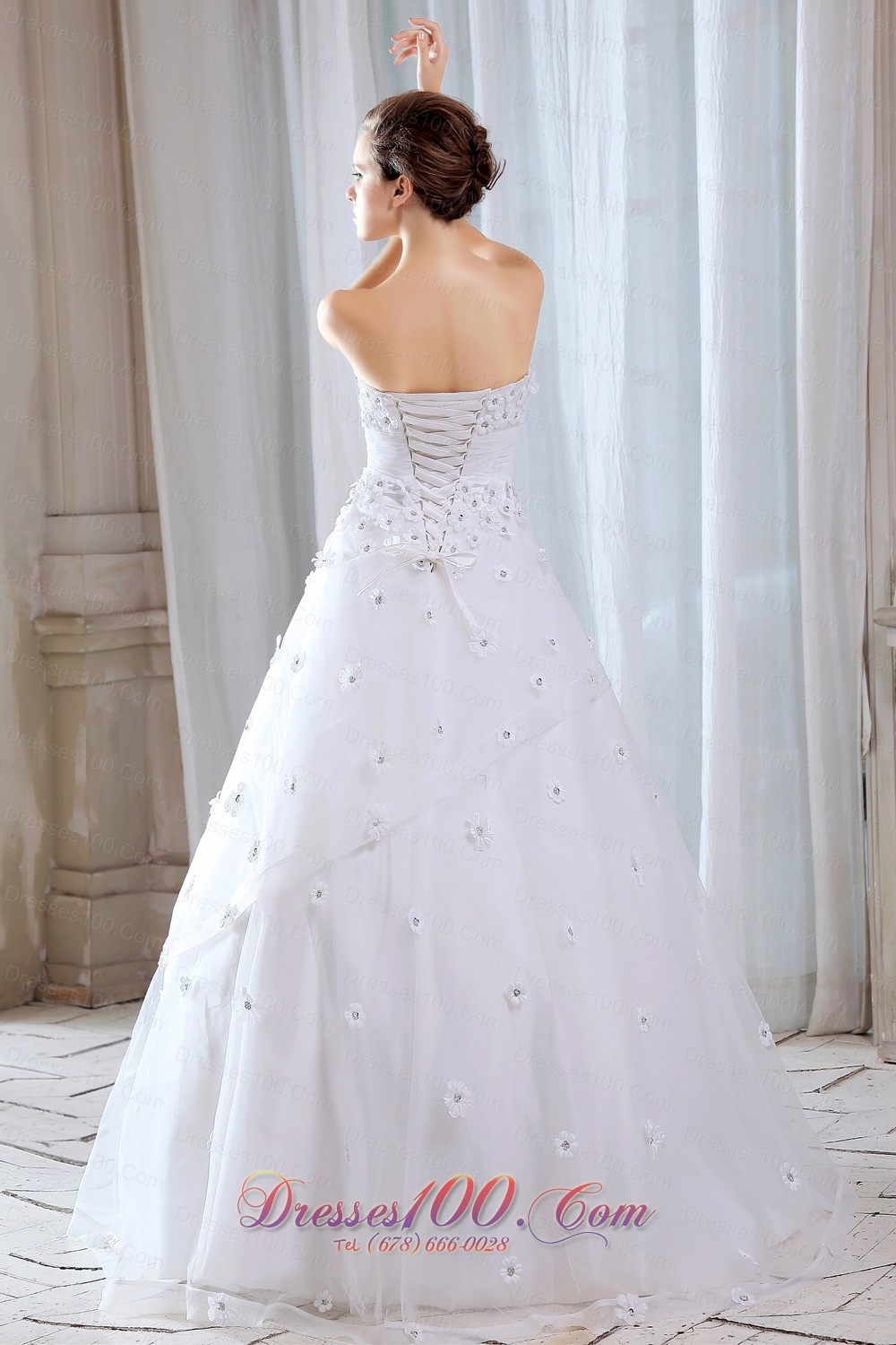 Appliques Strapless Tulle A Line Wedding Dress