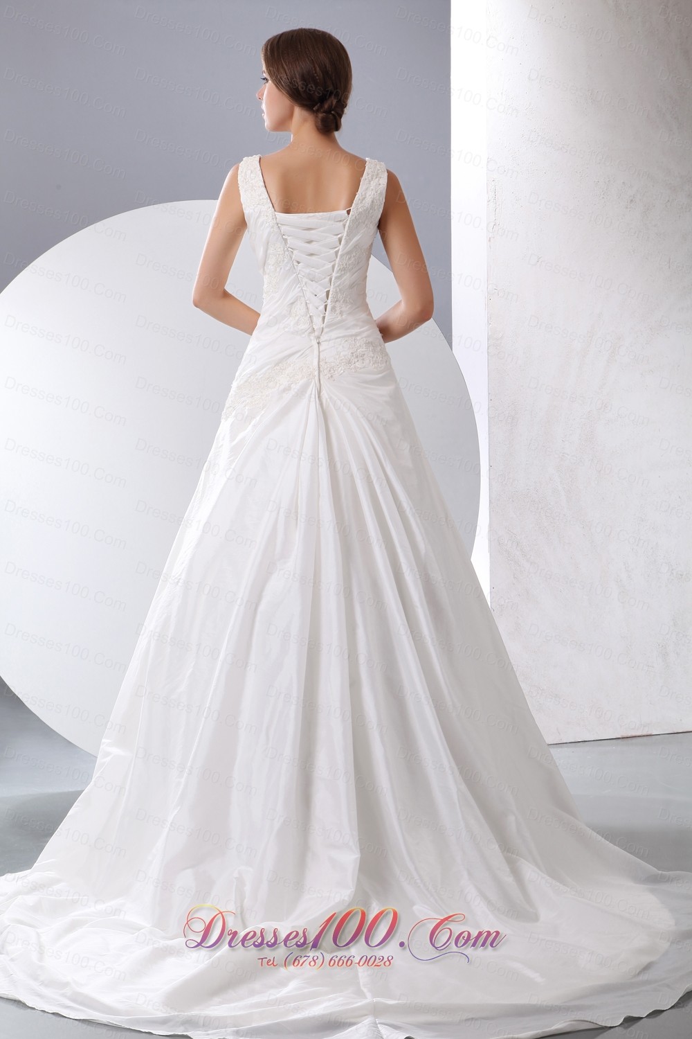 Scoop Appliques Chapel Train Taffeta Wedding Gown