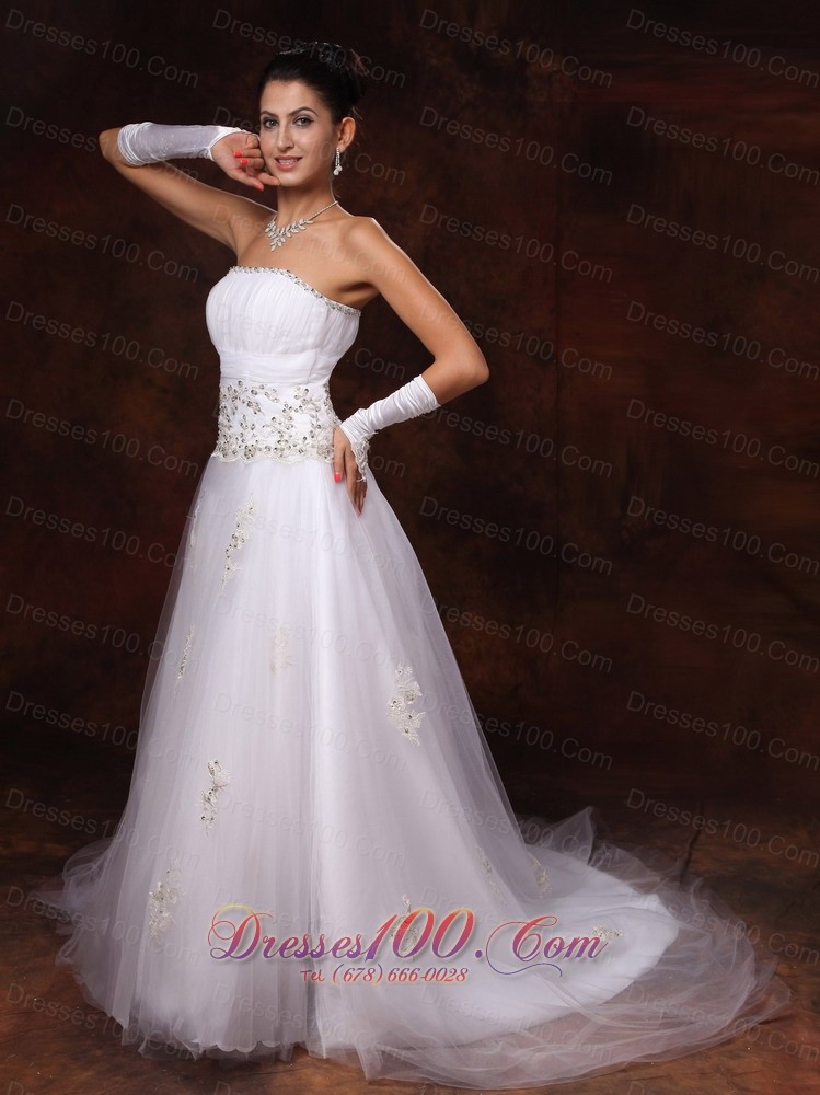 Beaded Tulle Court Train Appliques Wedding Dresses