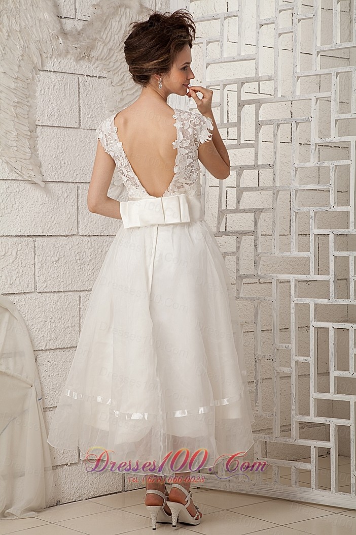Chic A-line Scoop Beaded Wedding Dress Organza Lace