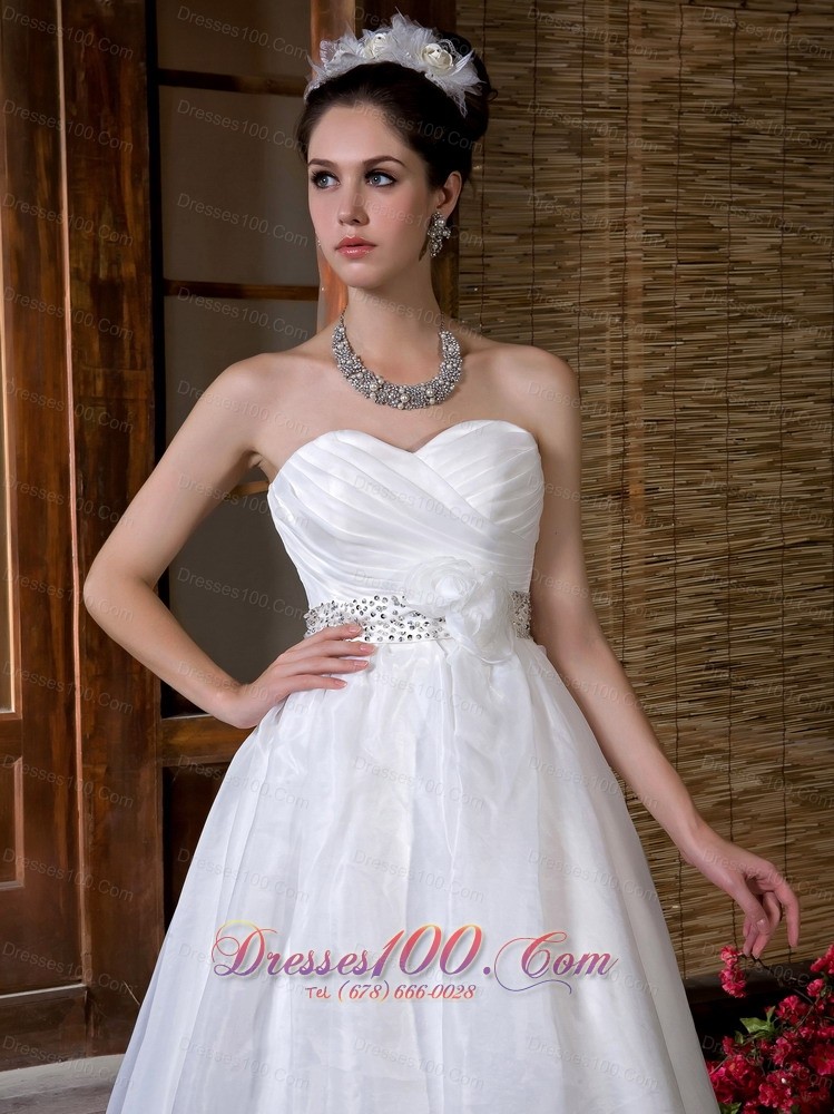 Beautiful Wedding Dress Sweetheart Beading Rcuhed Taffeta