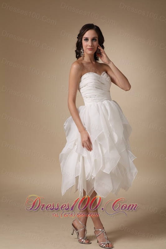 Unique A-line Sweetheart Beading Organza Wedding Dress