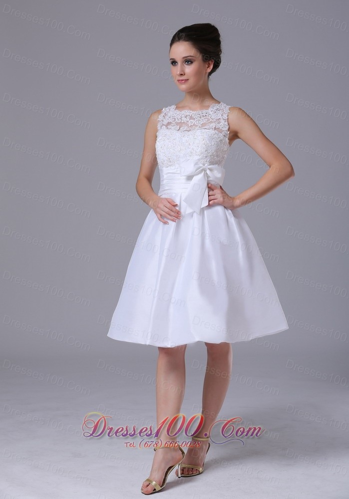 Taffeta A-Line Scoop Knee-length Beach Wedding Dress