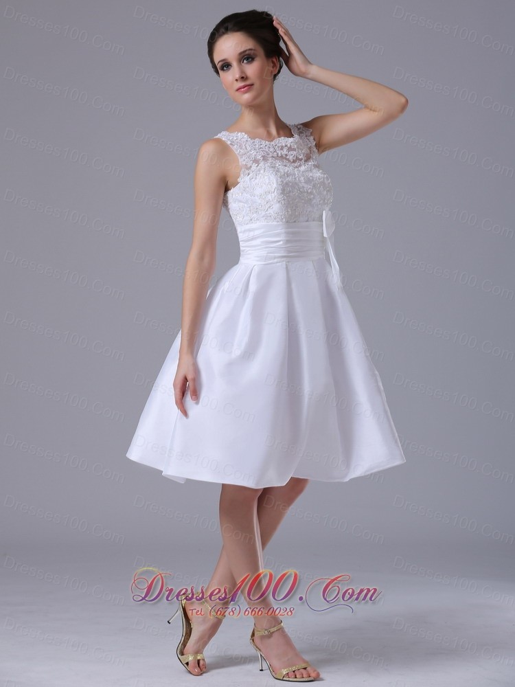 Taffeta A-Line Scoop Knee-length Beach Wedding Dress