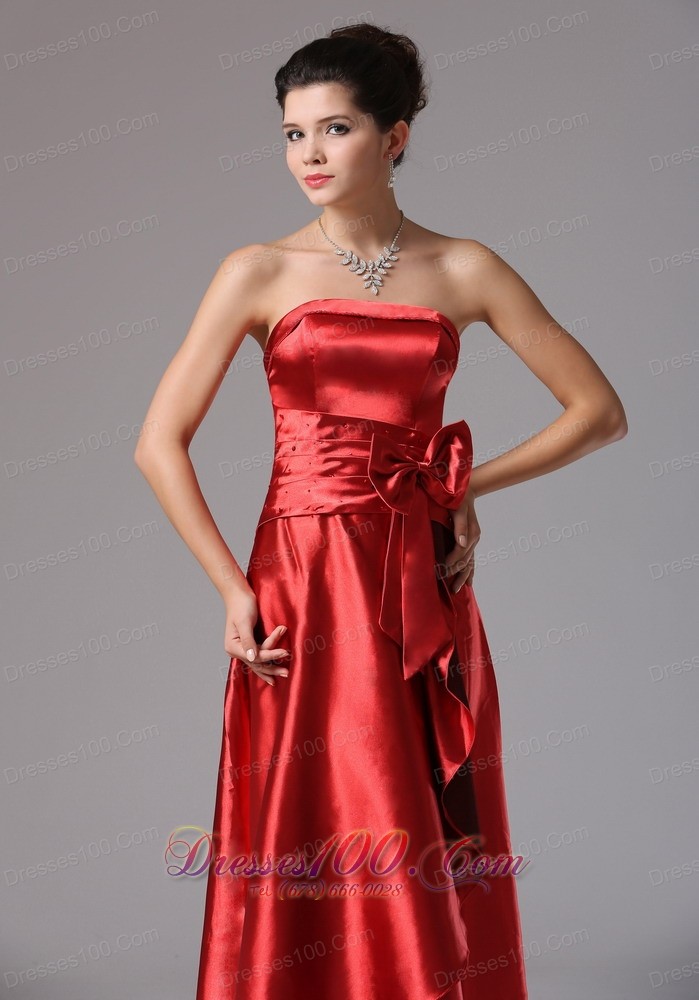 Layer Wine Red Column Bridesmaid Dress With Bows