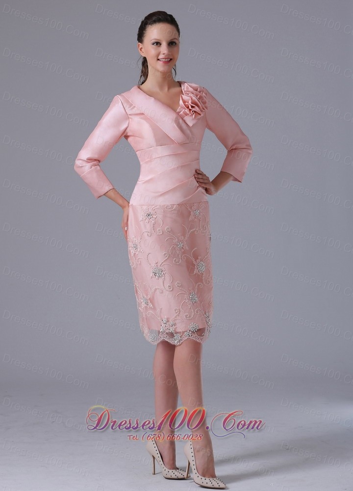 Baby Pink Long Sleeves Mom's Dress Knee-length