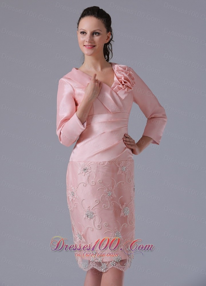Baby Pink Long Sleeves Mom's Dress Knee-length