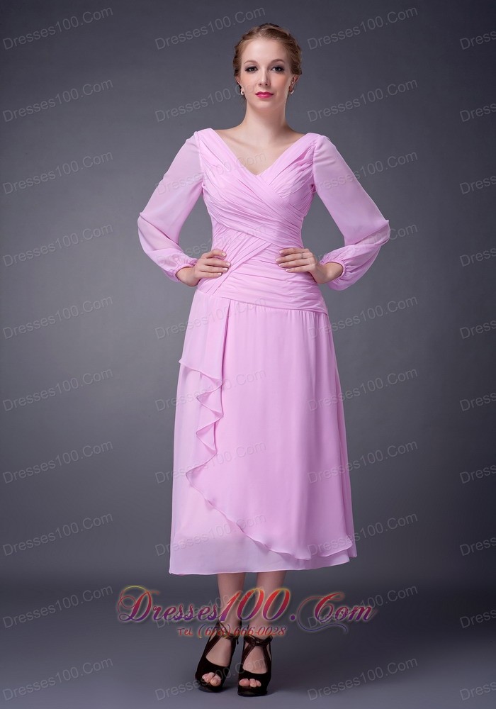 Baby Pink Empire V-neck Mother Of The Bride Dress Tea-length