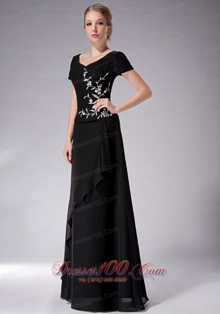 Black Scoop Neck Short Sleeves Chiffon Mother's Dress