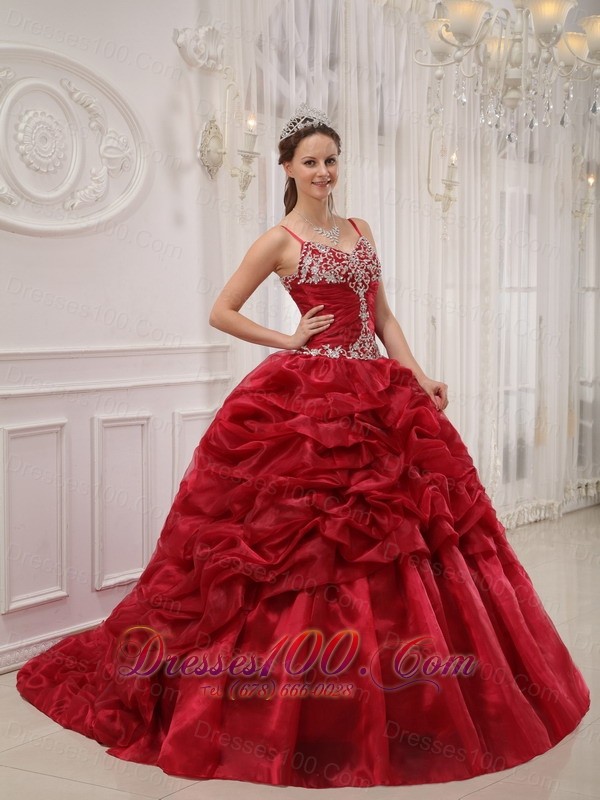 Wine Red Quinceanera Dress Sweep Train Pick-ups straps