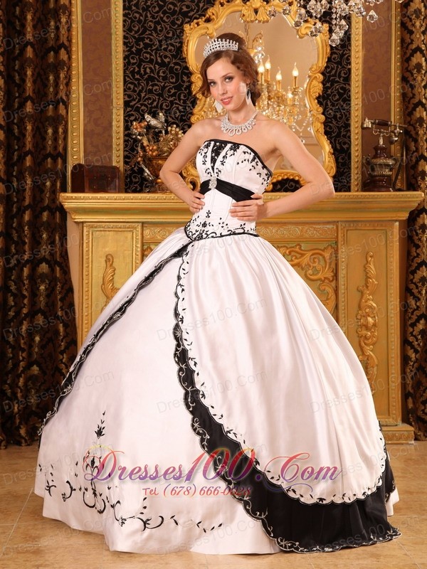 Ball Gown Strapless Floor-length Embroidery Quinceanera