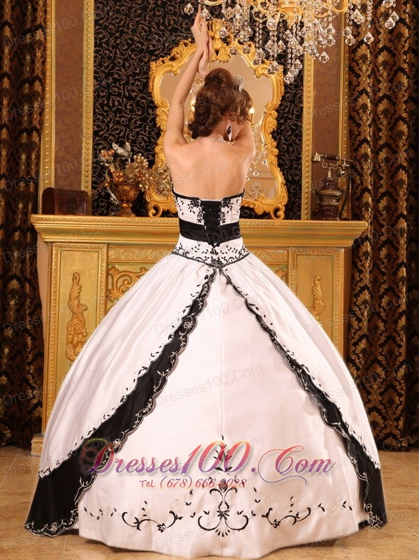 Ball Gown Strapless Floor-length Embroidery Quinceanera