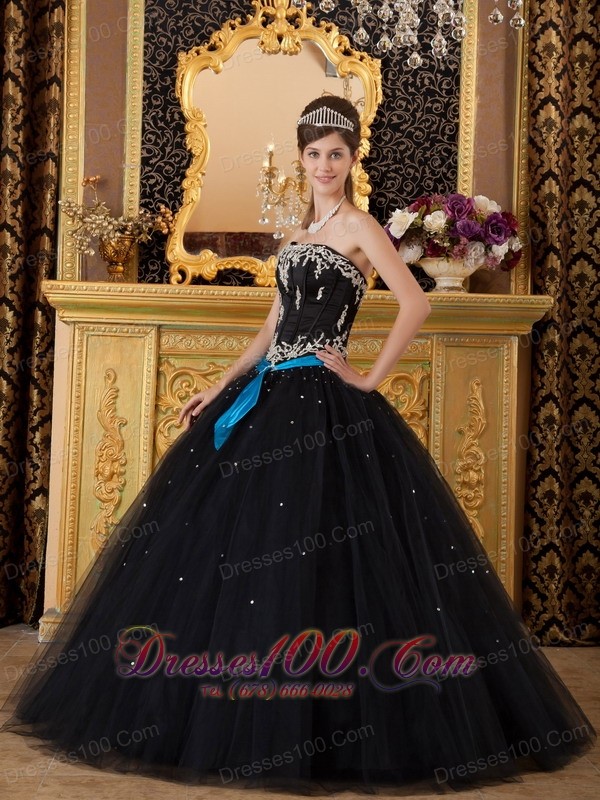 Black Ball Gown Quinceanera Strapless Floor-length Appliques