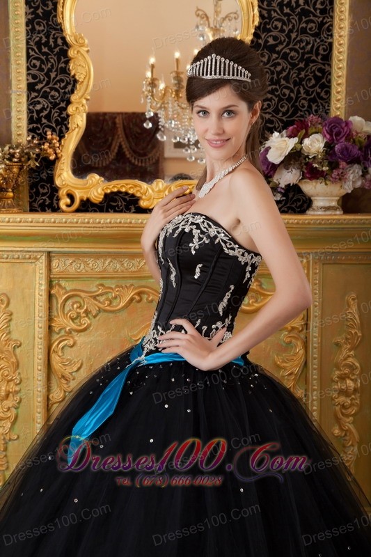 Black Ball Gown Quinceanera Strapless Floor-length Appliques
