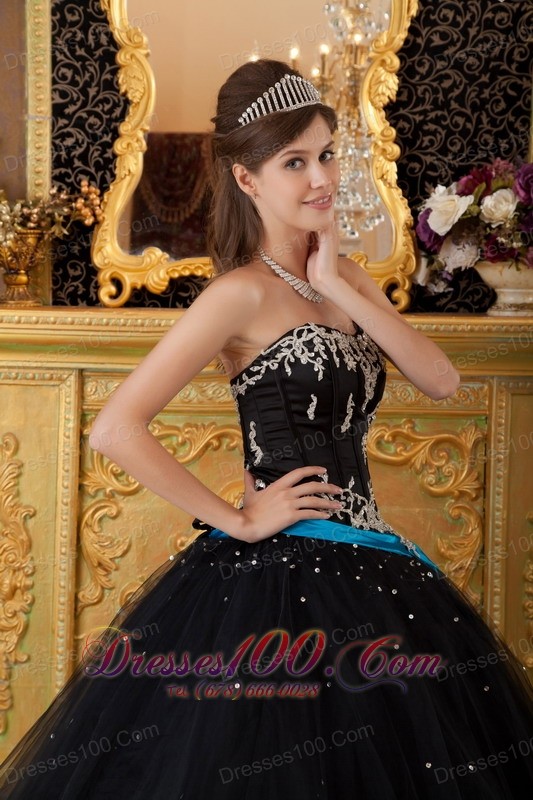 Black Ball Gown Quinceanera Strapless Floor-length Appliques