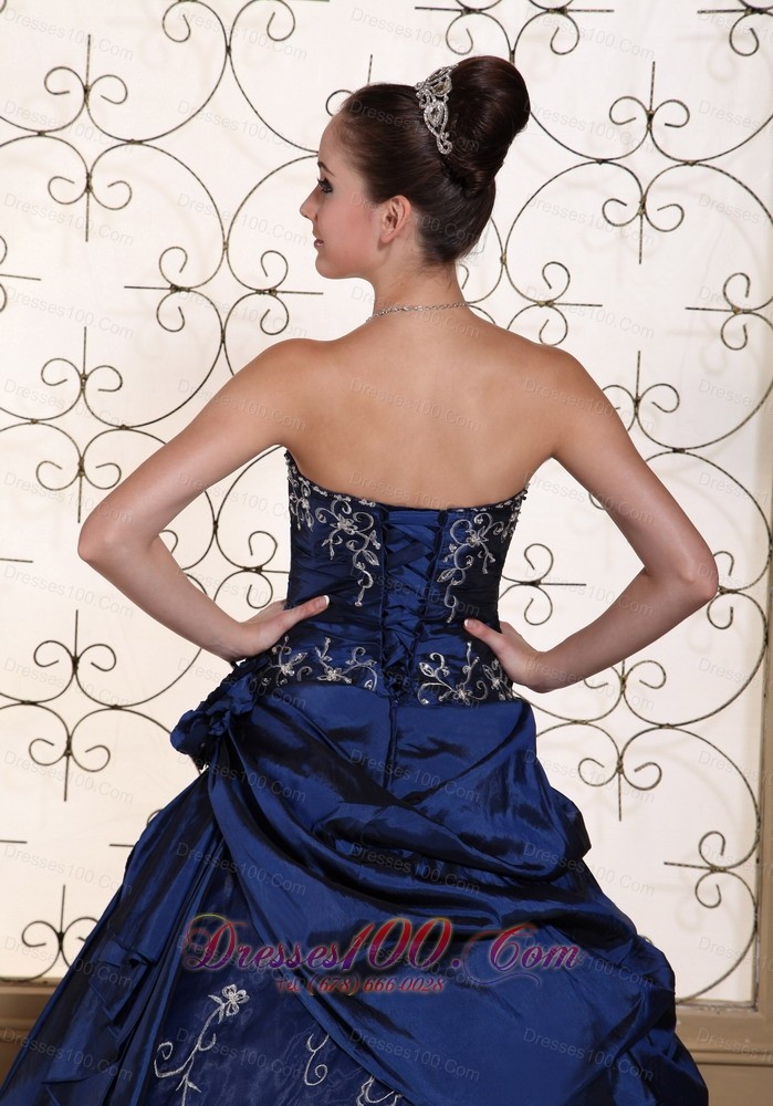 Blue Quinceanera Dress Embroidery Strapless