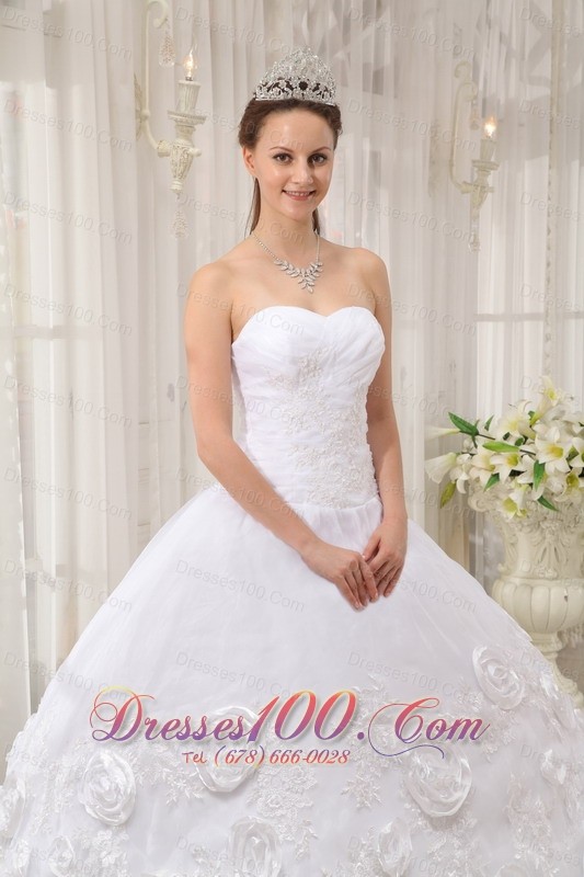 White Quinceanera Dress Sweetheart Organza Appliques