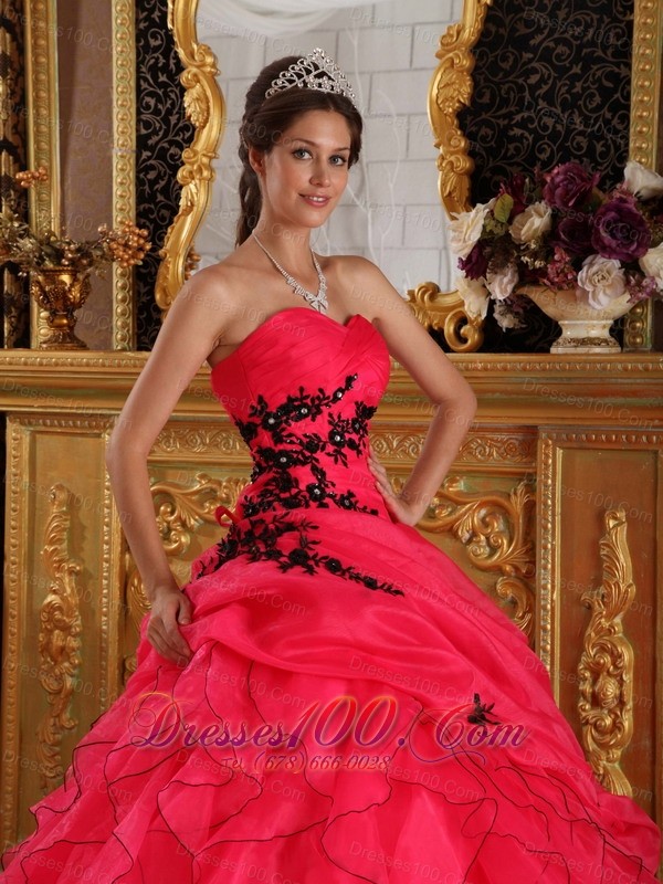 Coral Red Quinceanera Dress Sweetheart Organza Appliques