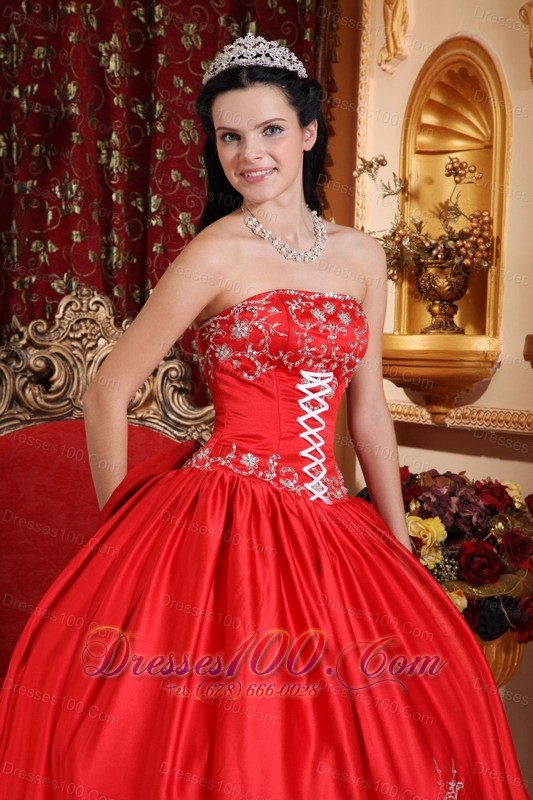 Red 2013 Embroidery Quinceanera Dress Strapless Taffeta