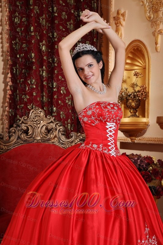 Red 2013 Embroidery Quinceanera Dress Strapless Taffeta