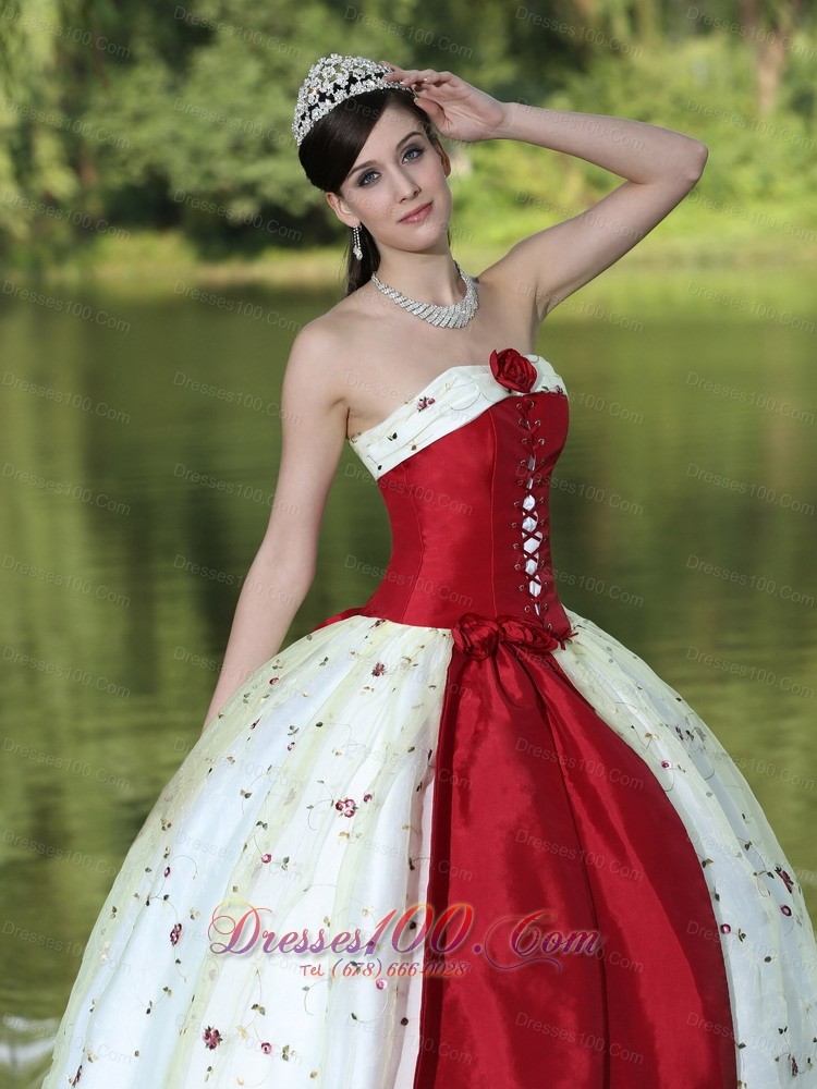 Flower Decorate Strapless Quinceanera Dress Neckline White Satin