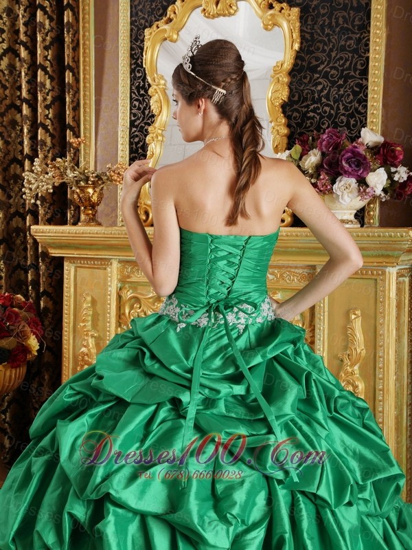 Ball Gown Green Quinceanera Dress Taffeta Beading