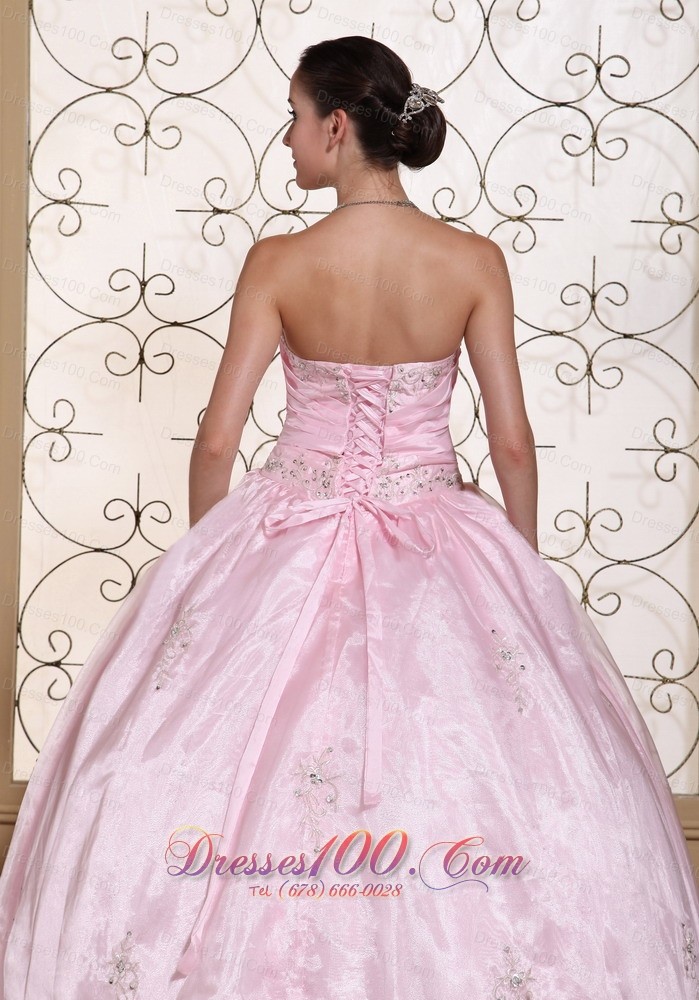 Baby Pink 2013 Quinceanera Dress With Beading Decorate