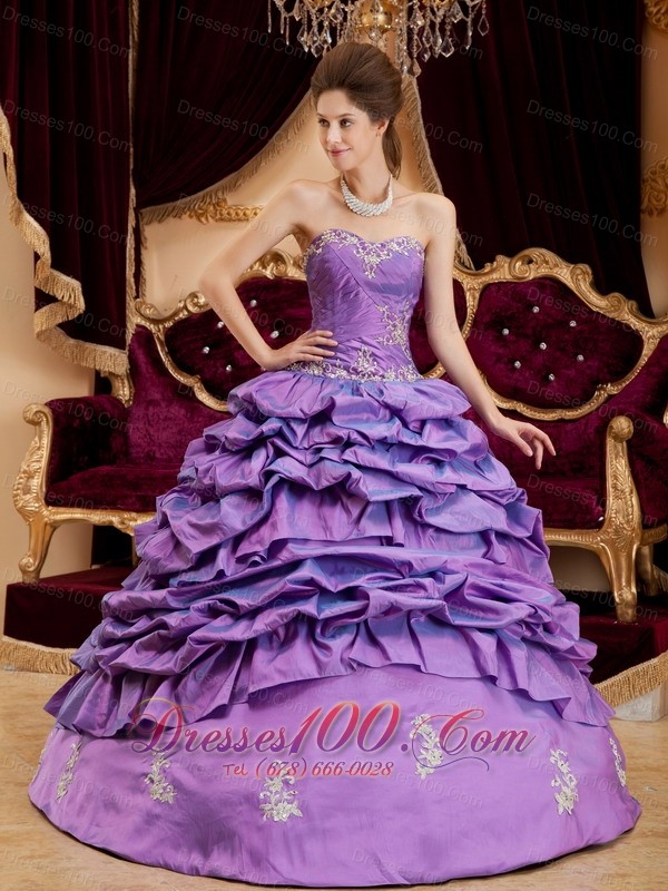 Lavender Dresses for Quinceaneras Sweetheart Taffeta Appliques