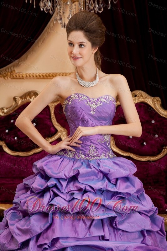 Lavender Dresses for Quinceaneras Sweetheart Taffeta Appliques