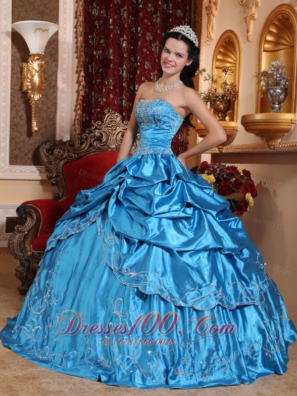 Blue Dresses for 15 Taffeta Embroidery with Beading