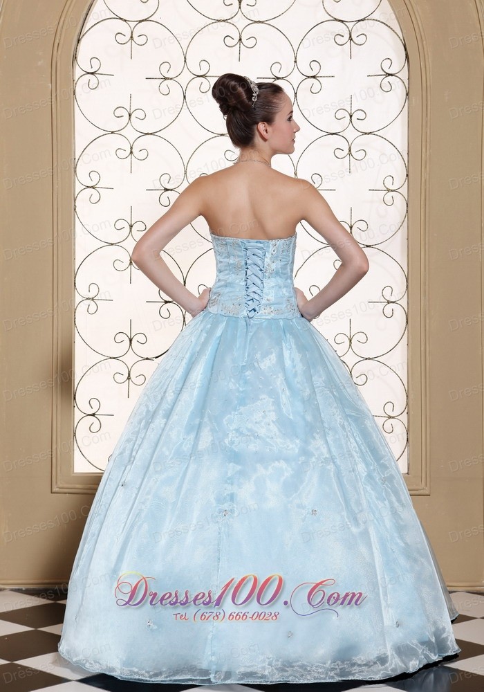 Light Blue Dresses for Quinceaneras With Embroidery and Beading