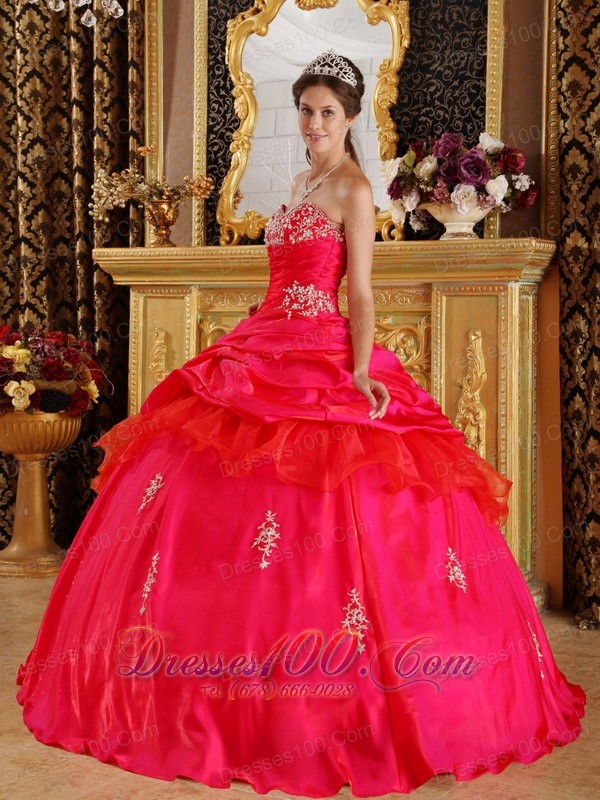 Sweetheart Taffeta Beading Red Quinceanera Dress Ball Gown